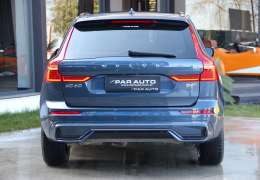 2022 VOLVO XC60 PLUSDARK+YANBASAMK İÇ TABA RENK