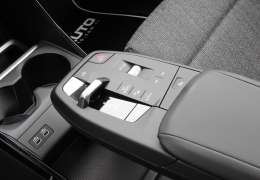2024 BMW İX1 XLİNE NAVG+HAFIZA YEŞİL/İÇSİYAH %20KDV