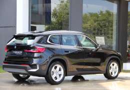 2024 BMW İX1 XLİNE NAVGİSYN+HAFIZA %20KDV