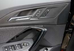 2024 BMW İX1 XLİNE NAVGİSYN+HAFIZA %20KDV